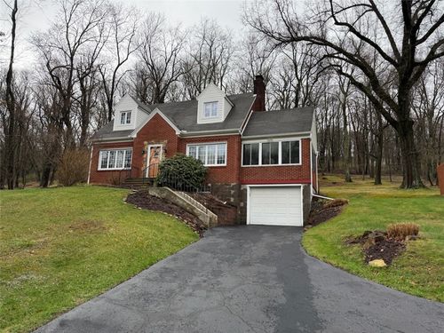 30 Moore Ave, Jeannette, PA, 15644-9643 | Card Image
