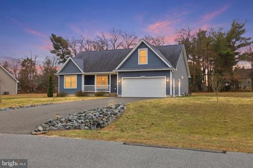 9906 Southpointe Xing, SEAFORD, DE, 19973-8703 | Card Image