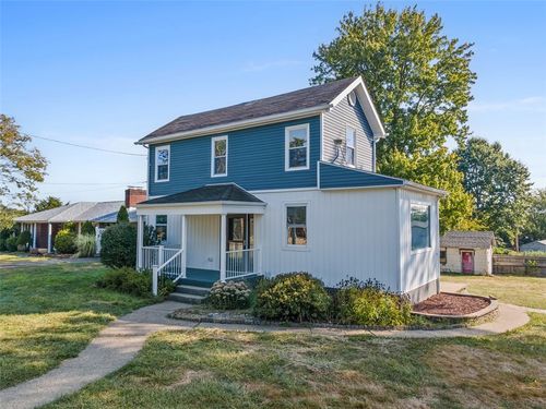 90 Darlington Rd, Patterson Heights, PA, 15010-3153 | Card Image