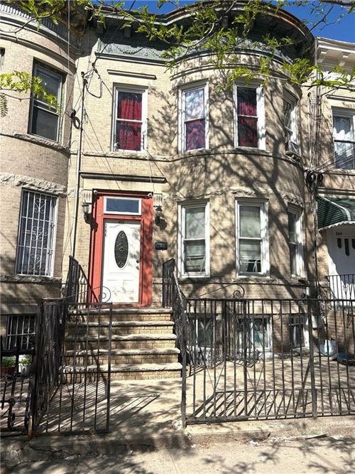 266 Hemlock St, Brooklyn, NY, 11208-2006 | Card Image