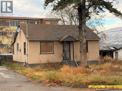 1902 31 St, Vernon, BC, V1T5G9 | Card Image