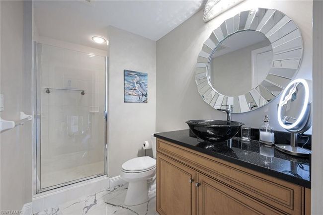 Guest Bathroom | Image 18