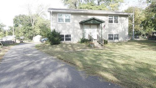 338 Poplar Street, Salem Lakes, WI, 53170 | Card Image