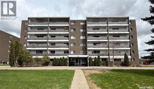 206-4615 Rae St, Regina, SK, S4S3B2 | Card Image