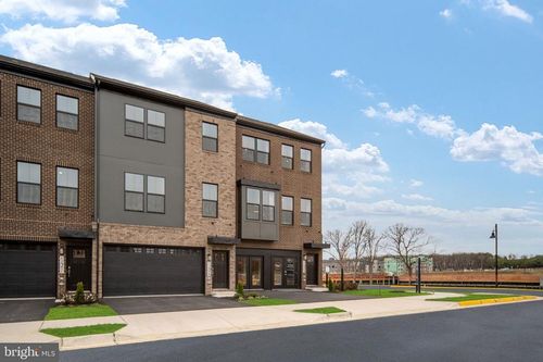 11367 Hypatia Loop, Manassas, VA, 20109-4053 | Card Image