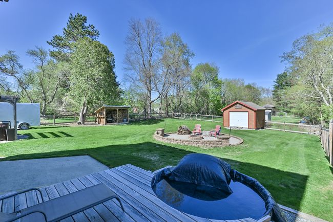 35 Walker Rd, House other with 3 bedrooms, 2 bathrooms and 4 parking in Quinebaug CT | Image 5