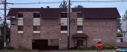 176 Hackensack St, Wood Ridge, NJ, 07075-1720 | Card Image