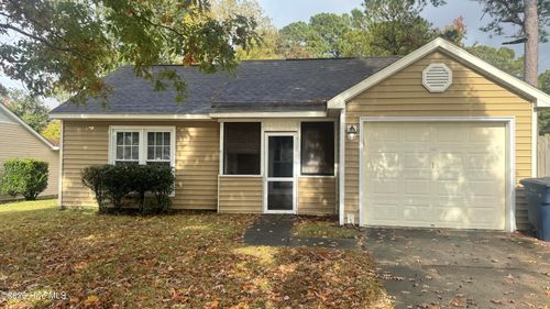 206 Wedgewood Dr, Jacksonville, NC, 28546-7871 | Card Image