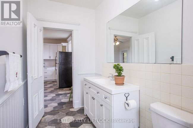4922 7 Highway, House other with 3 bedrooms, 2 bathrooms and 10 parking in Omemee ON | Image 16