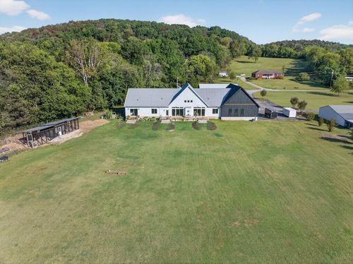 105 Mckinney Rd, Gordonsville, TN, 38563-4640 | Card Image