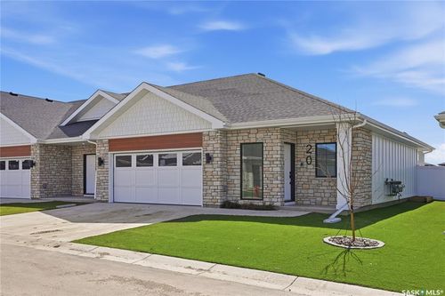 20 - 720 Brighton Gate, Townhouse with 2 bedrooms, 4 bathrooms and 4 parking in Saskatoon SK | Card Image