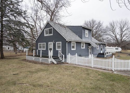 1819 Coyne Center Rd, Milan, IL, 61264-4046 | Card Image