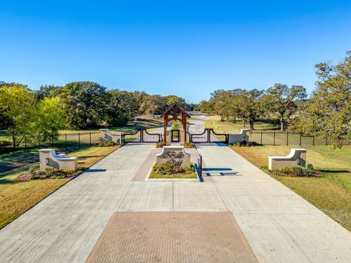 1209 Nottaway Ct, Burleson, TX, 76028 | Card Image