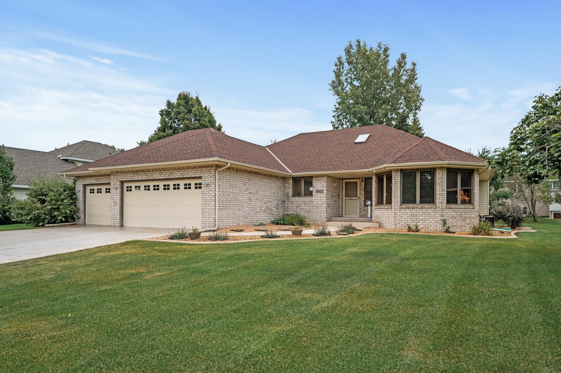 139th Ave, Andover, MN 55304