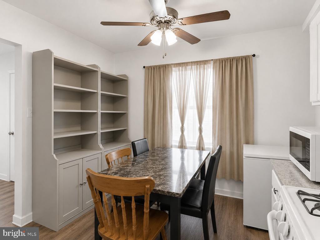 Residential in WOODBRIDGE 4