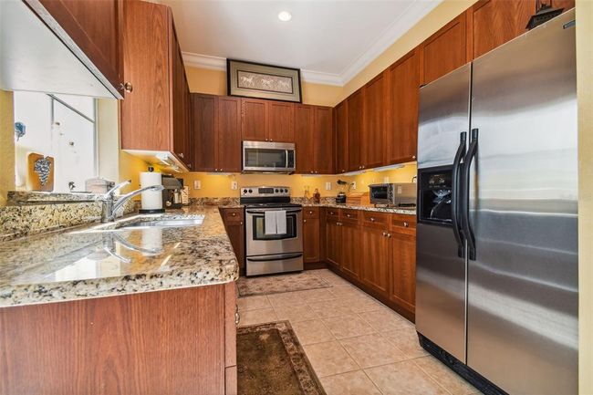 Kitchen | Image 19