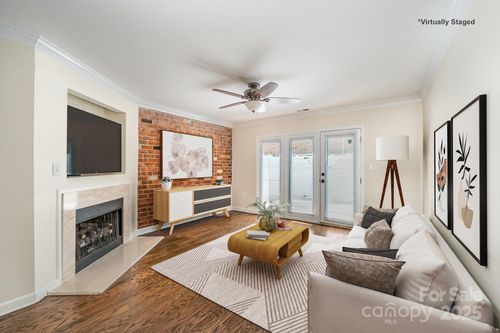 apt-e-1218 Green Oaks Ln, Charlotte, NC, 28205-8326 | Card Image