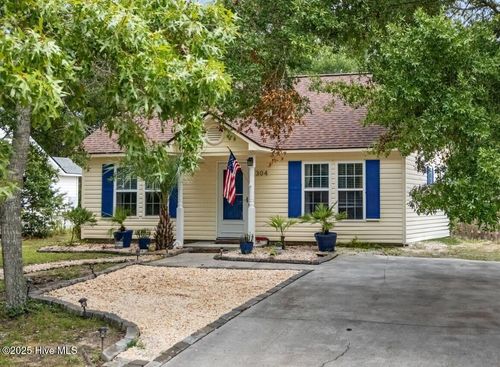 1304 E Oak Island Dr, Oak Island, NC, 28465-6527 | Card Image