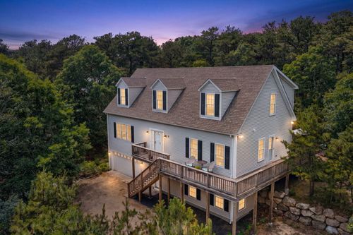 8 Leeward Pass, Truro, MA, 02666-5318 | Card Image