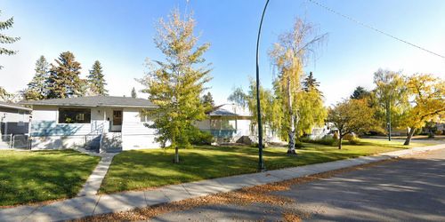 708 55 Ave Sw, Calgary, AB, T2V0G3 | Card Image