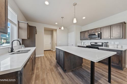 1170 Montevideo Cir, Minden, NV, 89423-4260 | Card Image