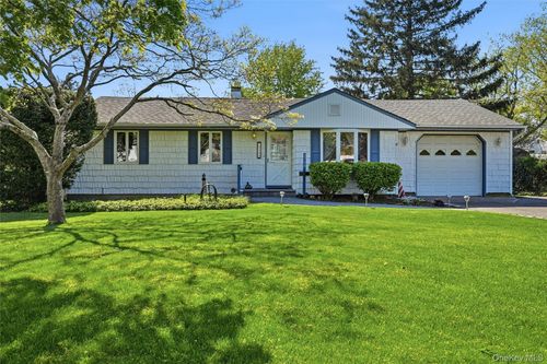 2708 Gull Ave, Medford, NY, 11763-2036 | Card Image