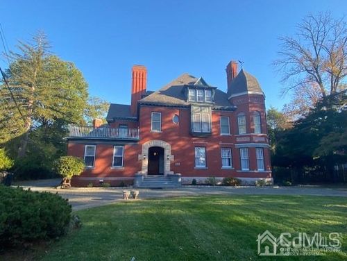 33-527-33 W 8th St, Plainfield, NJ, 07060-2342 | Card Image