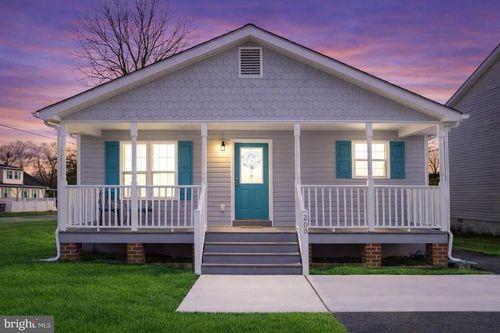 200 5th St, Colonial Beach, VA, 22443-1710 | Card Image