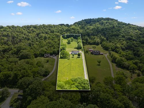 121 Lock Seven Ln, Carthage, TN, 37030-2909 | Card Image