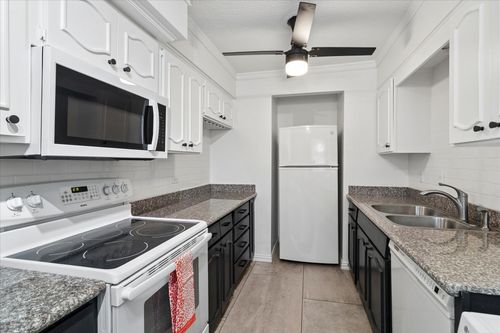 224-7806 Royal Ln, Dallas, TX, 75230-3761 | Card Image