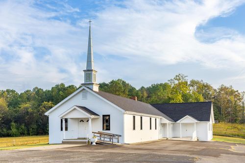 1323 Cedar Springs Rd, Athens, TN, 37303-4599 | Card Image