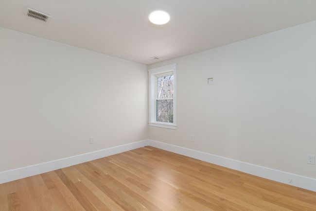 116 Winthrop St, House other with 4 bedrooms, 4 bathrooms and 6 parking in Medway MA | Image 32