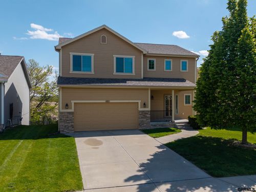 4511 Waterford Ave, Bellevue, NE, 68133-4832 | Card Image