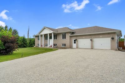 3354 Sunnidale Rd, House other with 3 bedrooms, 3 bathrooms and 12 parking in Clearview ON | Image 3