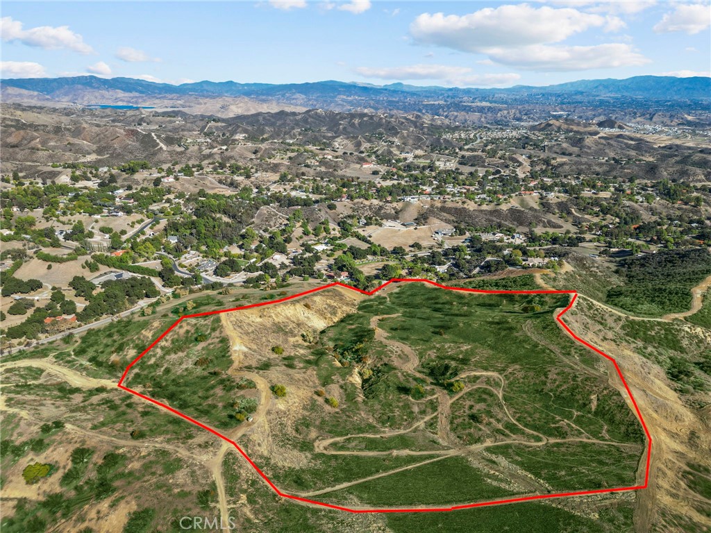 Land in Castaic