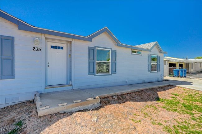 235 Tres Lobos St, House other with 3 bedrooms, 2 bathrooms and null parking in Overton NV | Image 4