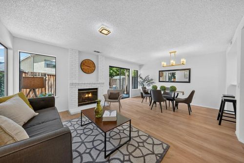 38717 Huntington Cir, Fremont, CA, 94536-3203 | Card Image