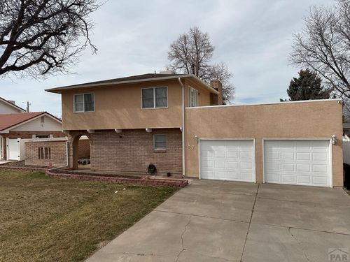 87 Fordham Cir, Pueblo, CO, 81005-1647 | Card Image