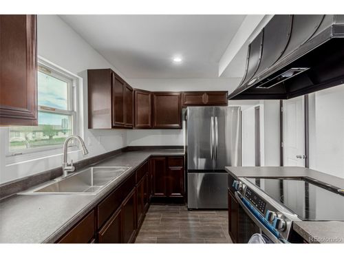 299 4th Ave, Limon, CO, 80828-2129 | Card Image