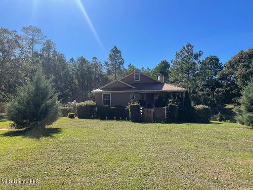 17105 Spring Lake Dr W, Vancleave, MS, 39565-8198 | Card Image