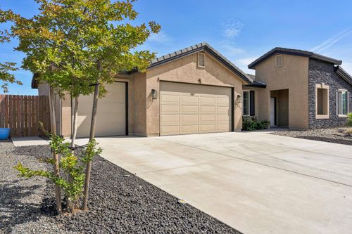 4771 Lower Springs Rd, Redding, CA, 96001-8762 | Card Image