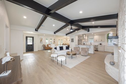 2401 Mollimar Dr, Plano, TX, 75075-5500 | Card Image