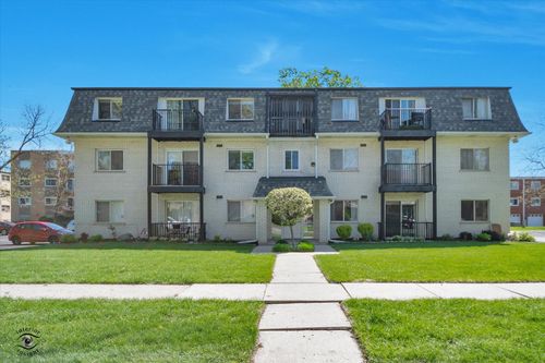 301-9621 S Karlov Ave, Oak Lawn, IL, 60453-3278 | Card Image