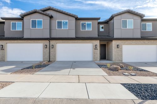 95-3995 E Fossil Way, Washington, UT, 84780-8821 | Card Image