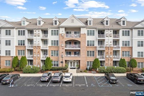 7409 Coventry Ct, Riverdale, NJ, 07457-1638 | Card Image