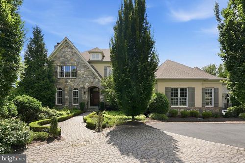 9842 Corsini Ct, VIENNA, VA, 22182-3016 | Card Image