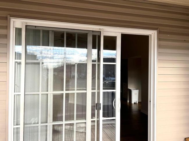 8061 Cranes Crossing Dr, Condo with 2 bedrooms, 2 bathrooms and null parking in Lewis Center OH | Image 31