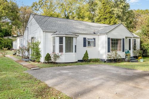 76 E Thompson Ln, Nashville, TN, 37211-2514 | Card Image