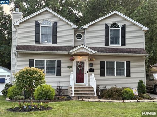 58 Lafayette Ave, Maywood, NJ, 07607-2033 | Card Image