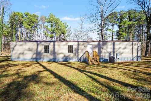 114 Woodberry Dr, Cherryville, NC, 28021-9362 | Card Image